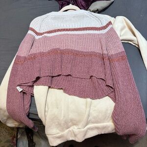 Crop top sweater